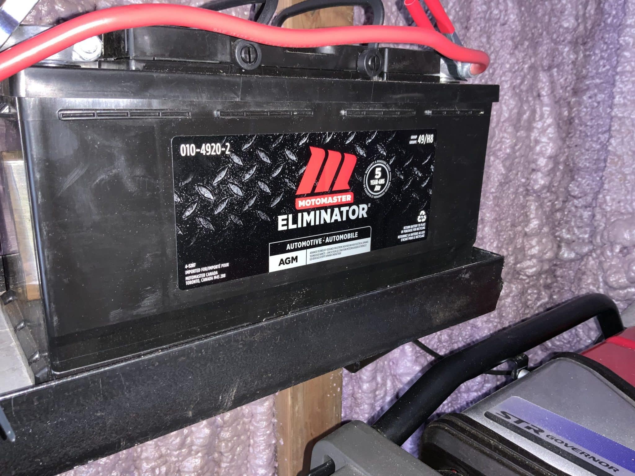 Batterie ELIMINATOR AGM Groupe 49/H8 dédiée au démarreur pour pics d'intensité stables