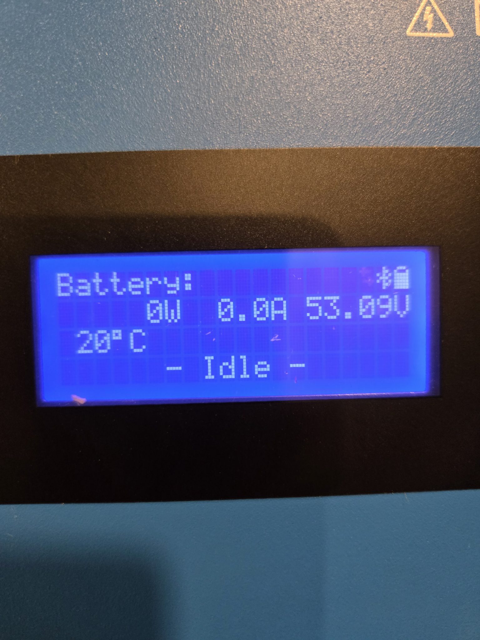 Écran LCD RS450 affichant production en temps réel