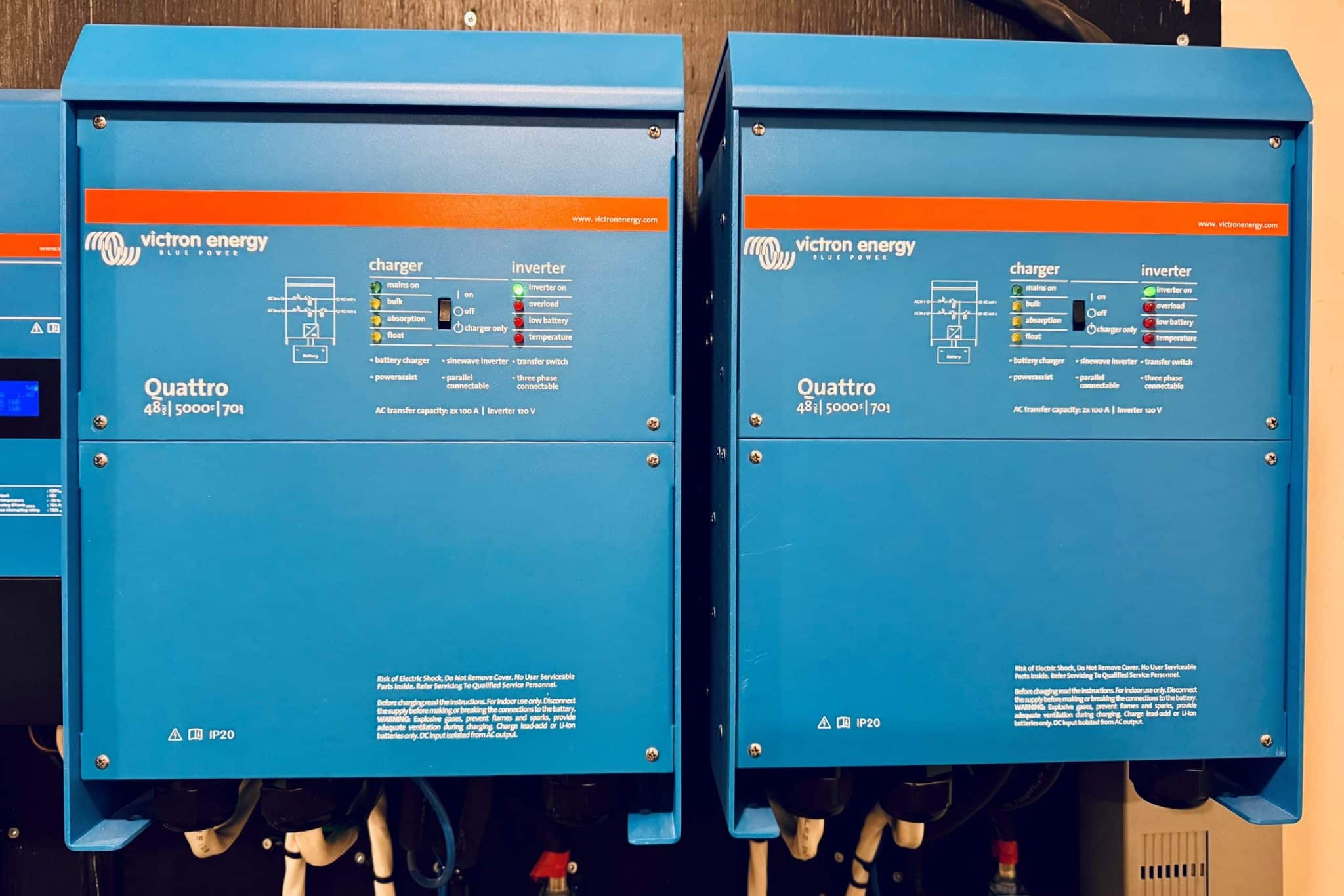 Connexions VE.Bus et câblage des onduleurs Victron